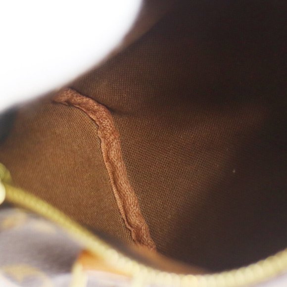 Authenticity Guaranteed LOUIS VUITTON SPEEDY HAND BAG - Picture 9 of 12